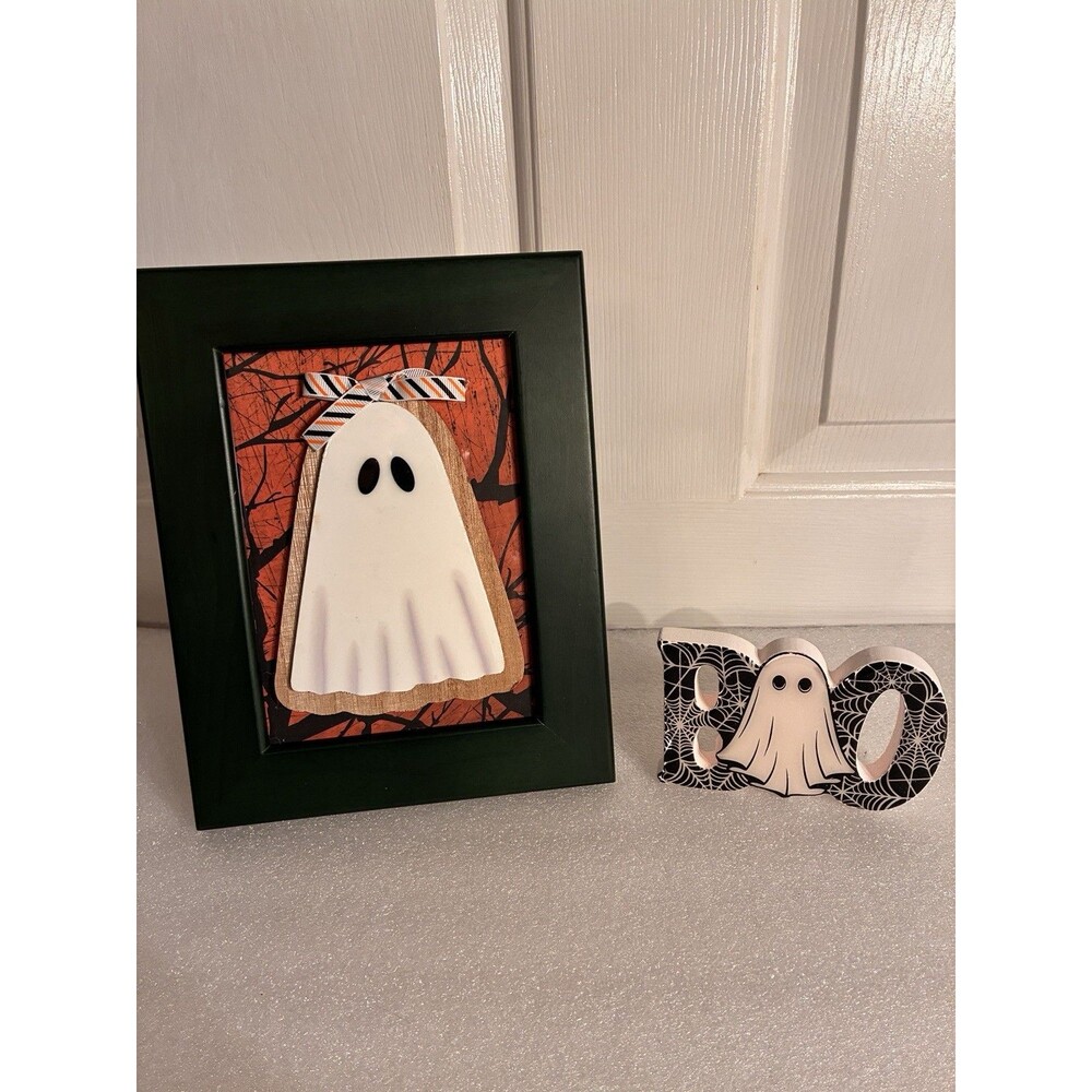 Halloween Set Of ghost And Frame W/ BOO Ghost As Accent. Table And Party Decor
